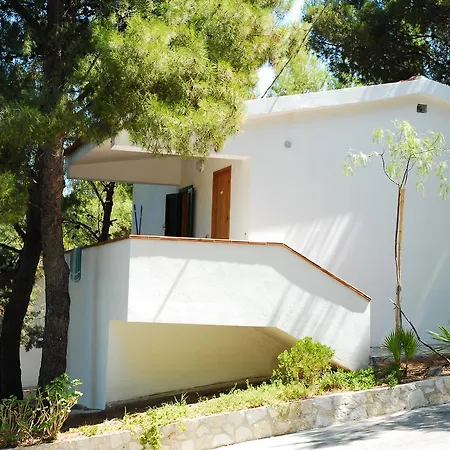 Villaggio Mascia 3*
